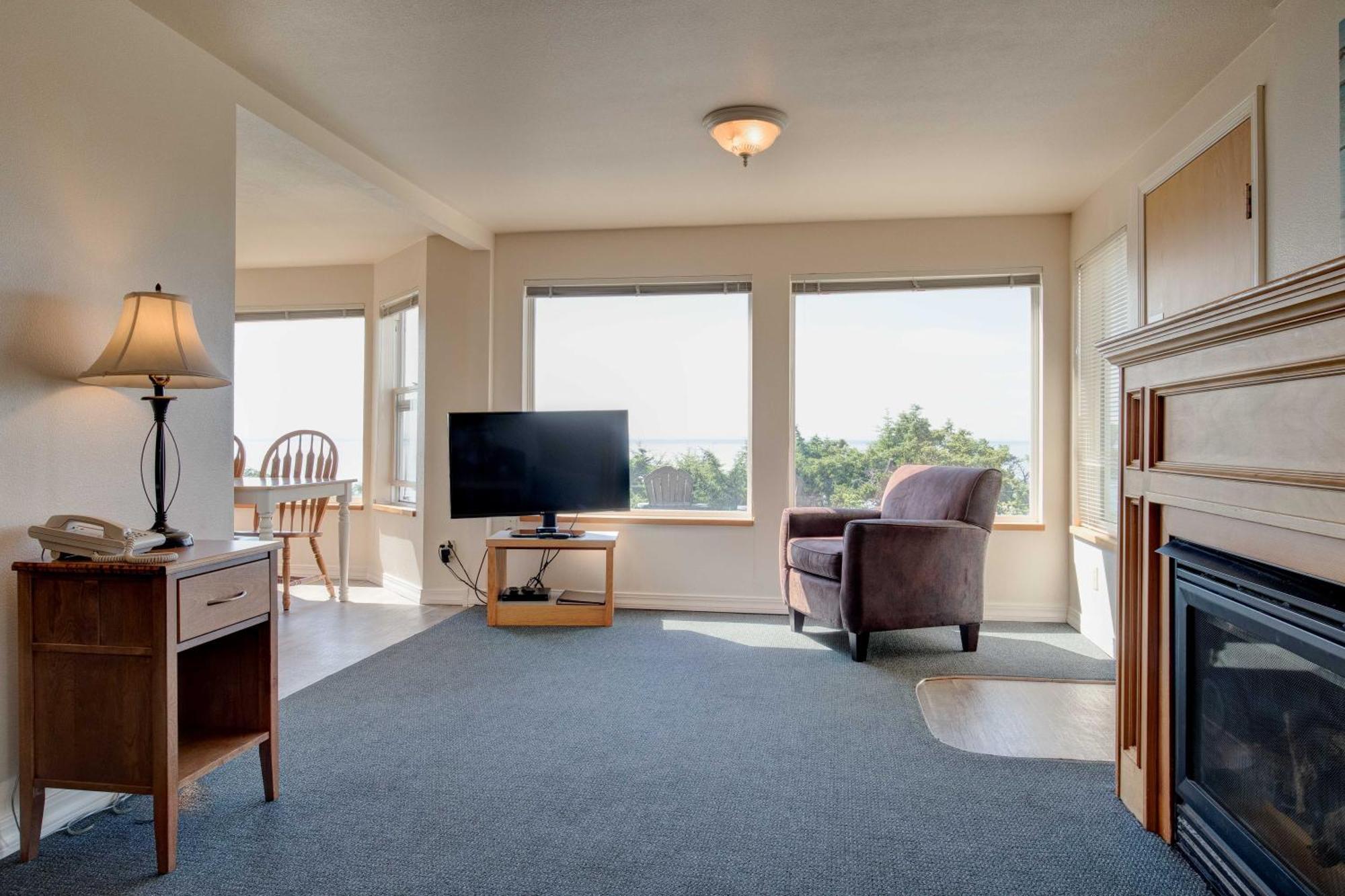 Ester Lee Oceanview Inn Λίνκολν Σίτι Εξωτερικό φωτογραφία
